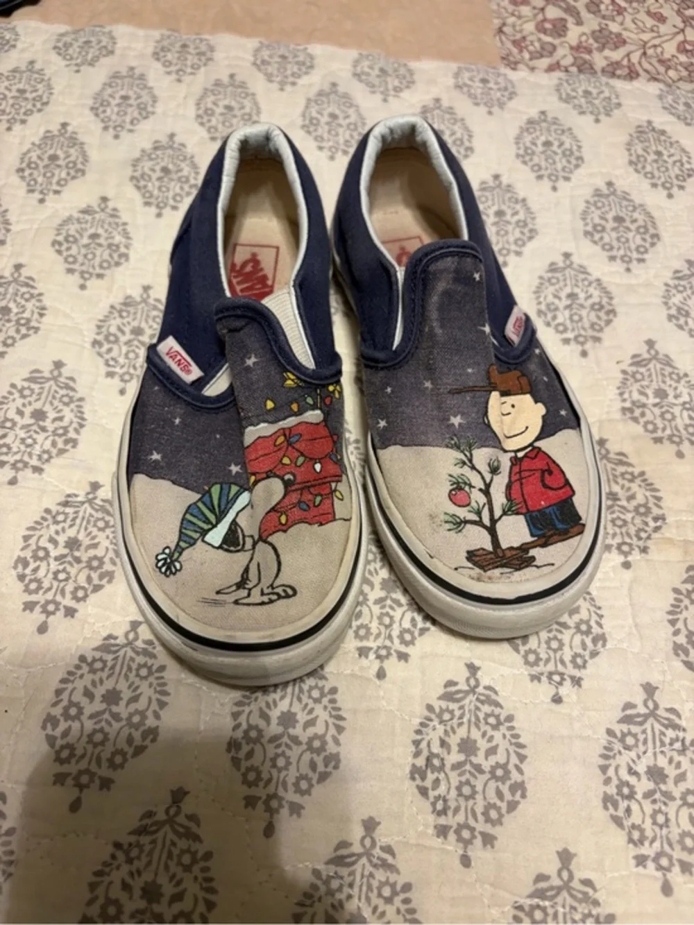 Vans Navy Peanuts Slip-On Sneakers with Multicolor Cartoon Graphics Christmas